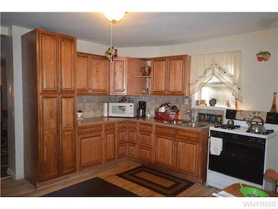Kitchen lower unit