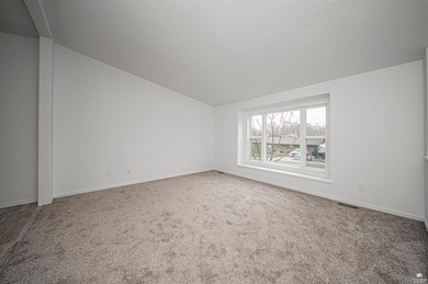 604 Jerry Dr, Junction City, KS 66441 - photo 5