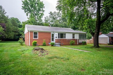 331 Fieldstone Cir, Statesville, NC 28677 - photo 4