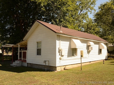 311 W Oak St, Skiatook, OK 74070 - photo 4