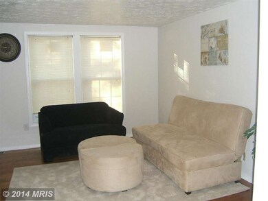 390 Shady Glen Dr, Capitol Heights, MD 20743 - photo 3