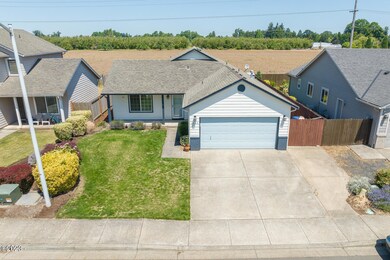 1447 Trent Ave N, Keizer, OR 97303 - photo 3