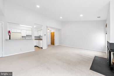 106 Heritage Blvd unit 11, Princeton, NJ 08540 - photo 4