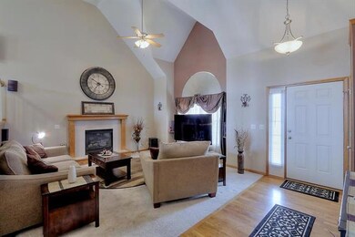 437 Pinnacle Dr, Raymore, MO 64083 - photo 6