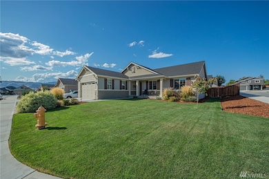 1767 S Blanchard Lp, East Wenatchee, WA 98802 - photo 2