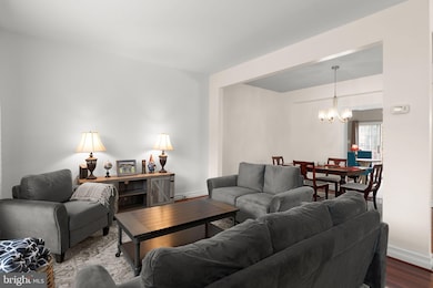 532 Tuliptree Square NE, Leesburg, VA 20176 - photo 5