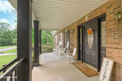 LARGE FRONT PORCH