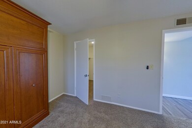 523 E Roanoke Ave Apt C-print-007-007-16