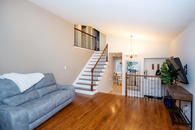 22686 Maple Ave, Farmington, MI 48336 - photo 6