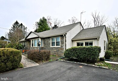 847 Allentown Rd, Lansdale, PA 19446 - photo 2