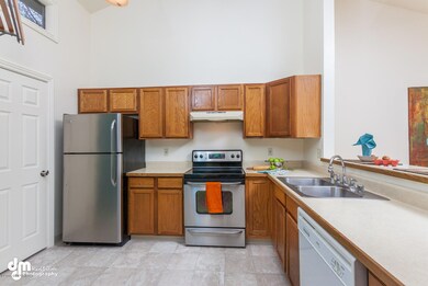 3929 Roundtop Cir Anchorage AK-large-006