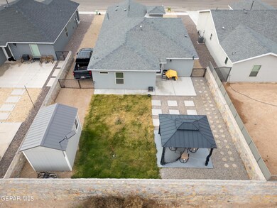 1068 Nalito Beltran Place, Horizon City, TX 79928 - photo 2