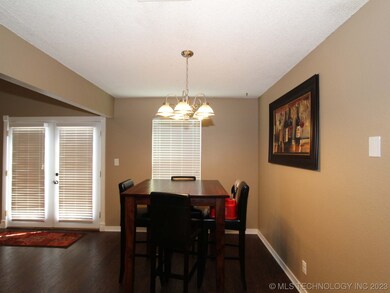 13887 S Poplar Place, Glenpool, OK 74033 - photo 7