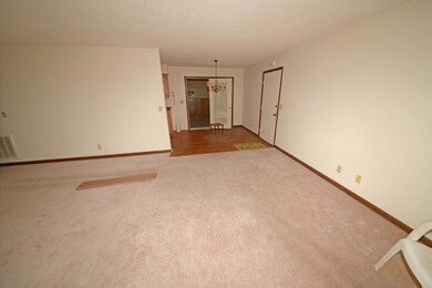 142 Dovenshire Dr, Crossville, TN 38558 - photo 4