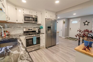 5 Ermer Rd, Derry, NH 03038 - photo 3