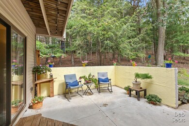 17542 Parkwood unit G, Spring Lake, MI 49456 - photo 2