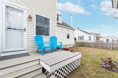 81 Beach Rd, Bristol, RI 02809 - photo 5