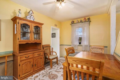 1625 Willow Ave, Hatboro, PA 19040 - photo 5