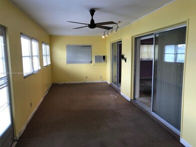 FLORIDA ROOM