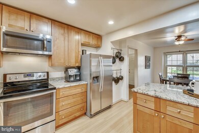 11202 Empire Ln, Rockville, MD 20852 - photo 7