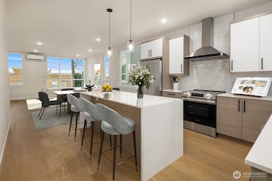 1311 14th Ave S unit B, Seattle, WA 98144 - photo 3