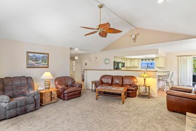 Living Room (3)