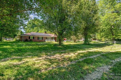 2668 W Old Nc 150 Hwy, Crouse, NC 28033 - photo 3