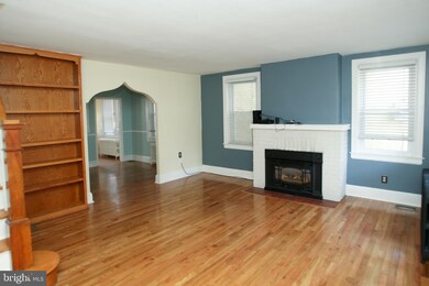 1042 N Dupont St, Wilmington, DE 19805 - photo 2