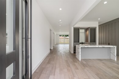 1714 Wakefield Dr, Houston, TX 77018 - photo 5