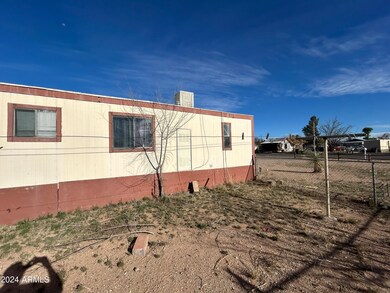 1520 E 23rd St, Douglas, AZ 85607 - photo 4