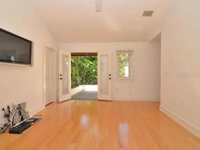 Den/Family/Great Room