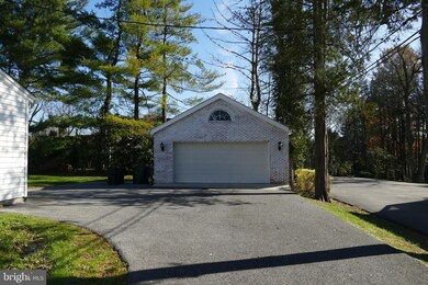 3409 Fallstaff Rd, Baltimore, MD 21215 - photo 2