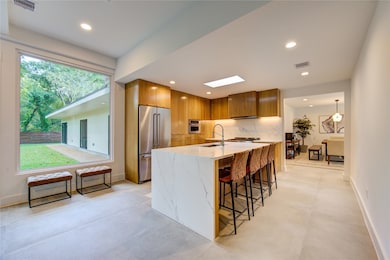 303 Isolde Dr, Houston, TX 77024 - photo 7