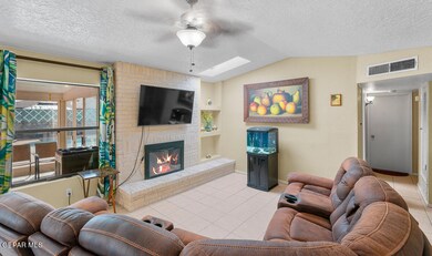 1632 Vista Real Dr, El Paso, TX 79935 - photo 5