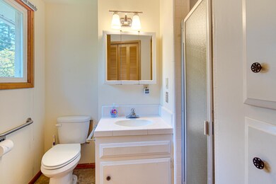 1864 NE 12th St, Bend, OR 97701 - photo 6