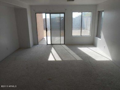 023-145139 Living Room