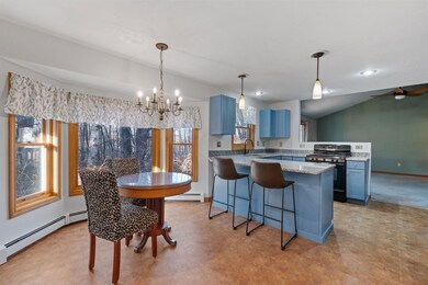 13 Madison St, Concord, NH 03301 - photo 2