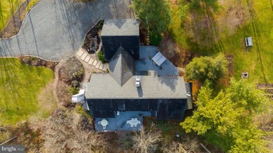 791 Shelbourne Rd, Reading, PA 19606 - photo 5