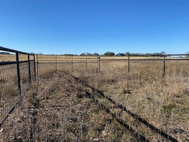 Lot 122 N Grape Creek Rd unit 122, Fredericksburg, TX 78624 - photo 4