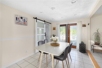 29 Juniper Dr, Cranston, RI 02920 - photo 4