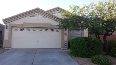 Nice Curb Appeal!!