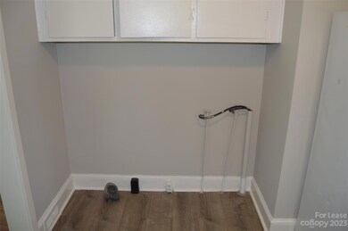 425 N Center St, Statesville, NC 28677 - photo 3