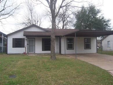 10030 Santa Monica Blvd, Houston, TX 77089 - photo 3