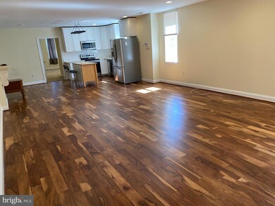 405 N Charles St unit C, Baltimore, MD 21201 - photo 2