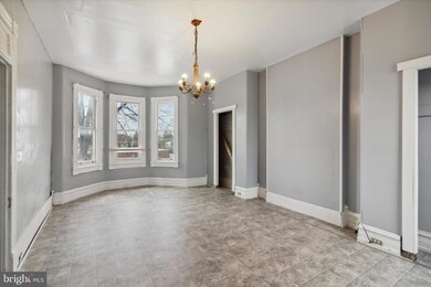 443 S 5th St, Reading, PA 19602 - photo 4