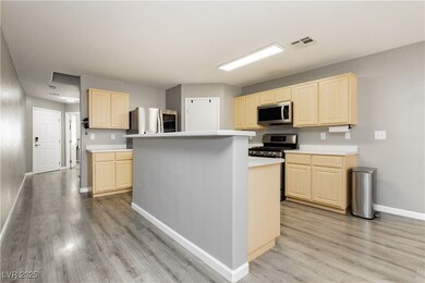 1014 Edgestone Mark Ave, North Las Vegas, NV 89081 - photo 7