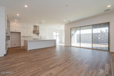Tri Pointe Treeland 20 - Great Room-3MLS