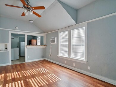 864 Ringold St, Houston, TX 77088 - photo 3