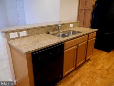 7558 Stoney Run Dr unit A, Hanover, MD 21076 - photo 5