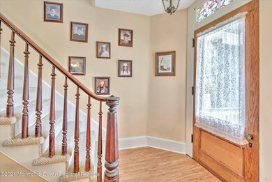 04-FOYER